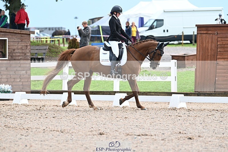 250907-105459-07044 - 015-Annie.MannLittle.Lady.Guinevere