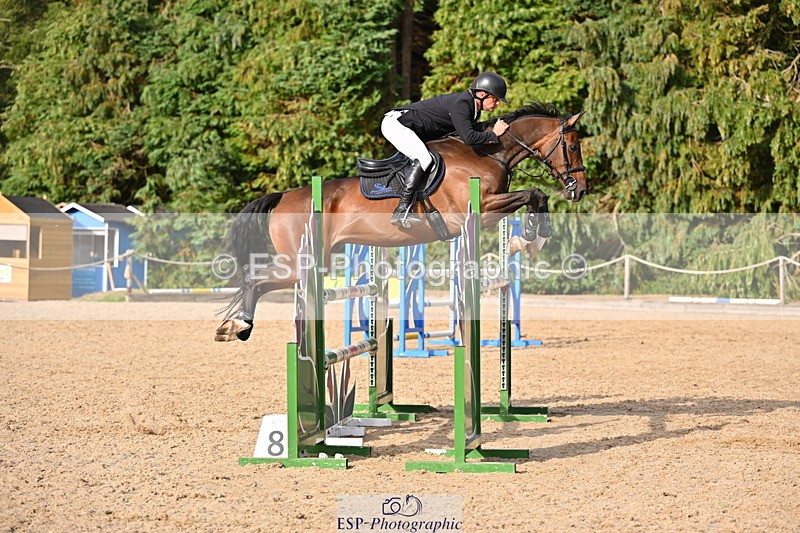 250817A-174542-05280 - Cls 24 Snr Foxhunter