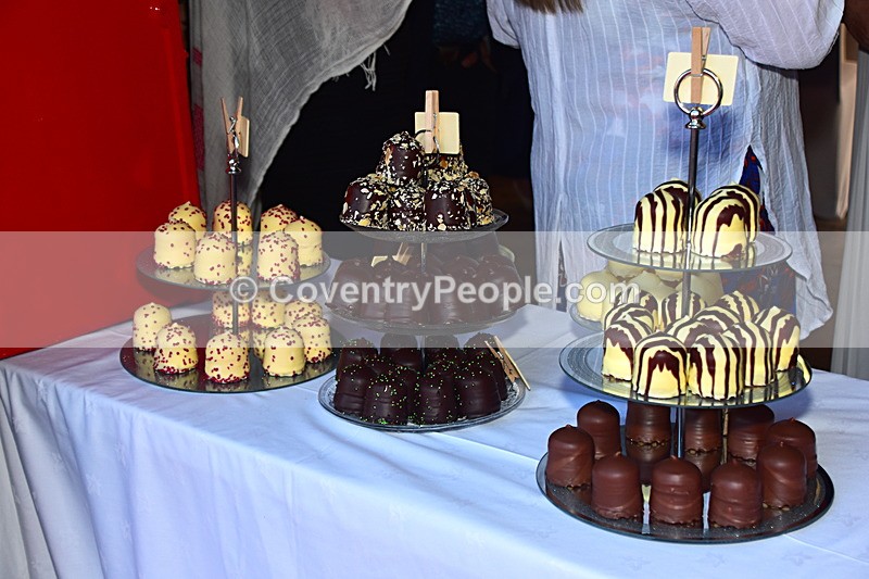 Lor-221 - Lorraine's 50th