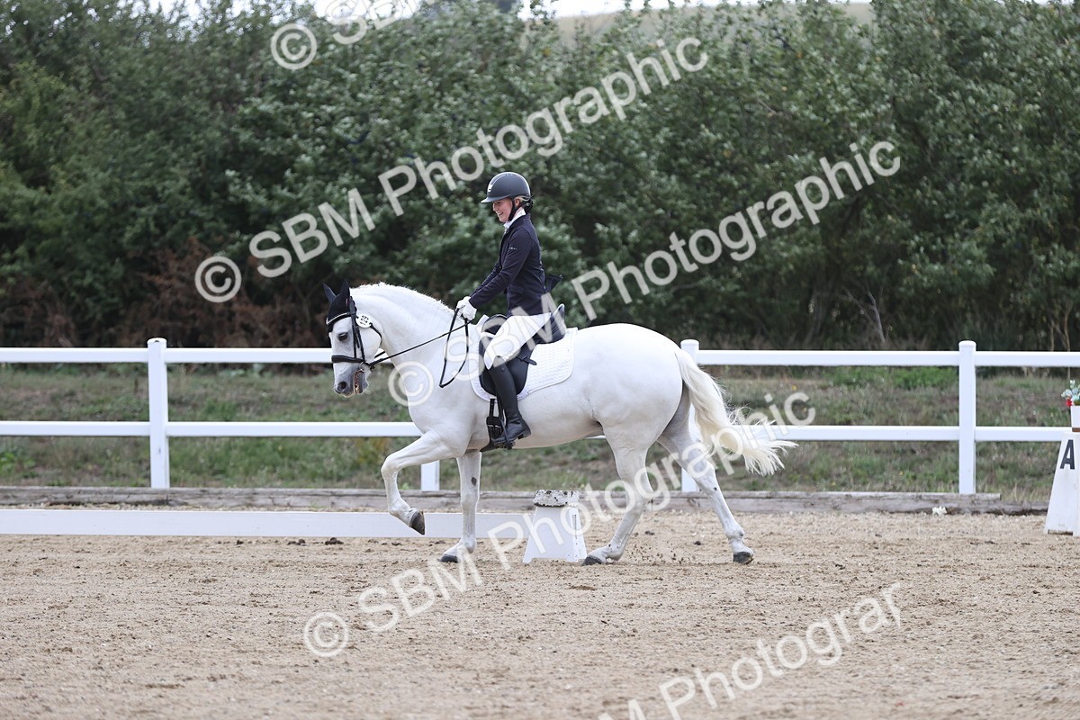 SBM_003994 - Class 9 - Novice 3 Champs