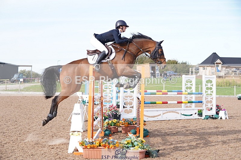 241005A-155052-05109 - SAT Cls 12 Snr Fox & 1.20m Open