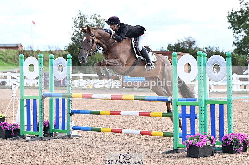 240912A-143333-01998 - Cls 12 1.05m Amateur Qualifier