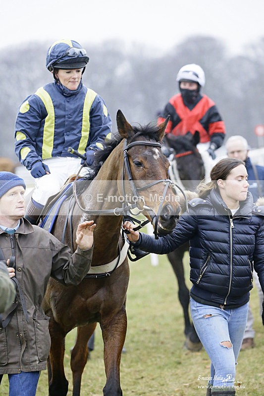 PtP 230122 580 - Cocklebarrow Races - Heythrop Hunt - 23/01/22