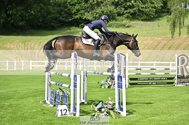 250613A-103842-00526 - Cls 1 Snr Newcomers and 1.10m Open