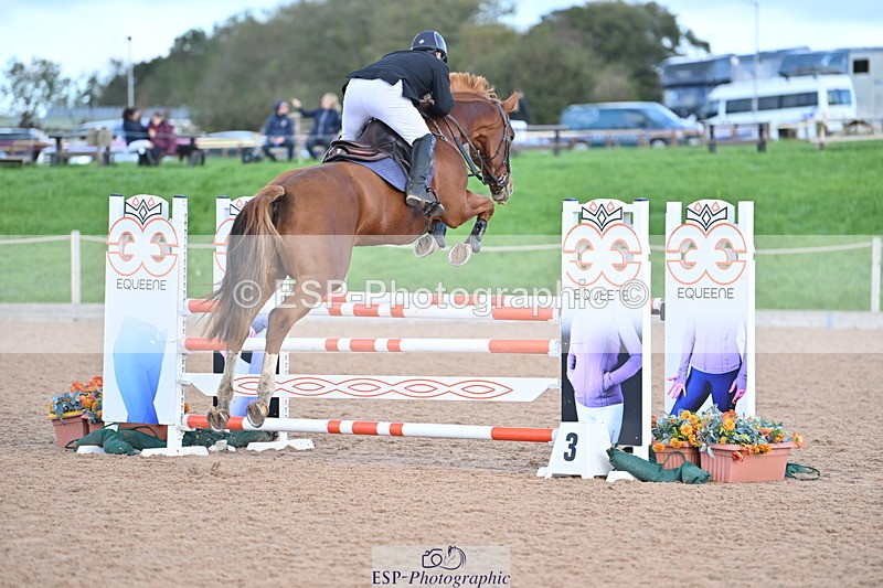 231014A-110516-04296 - Cls 18 Newcomers & 1.10m Open