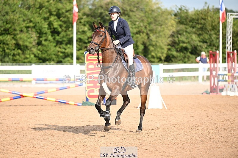 240802A-090411-03298 - Cls 21 A&B Brit Nov & 90cm Open