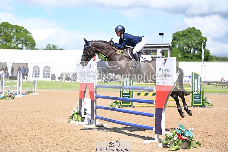 240526-122007-21316 - 101-MORELANDS_CASANOVA-Daisy_Bathe