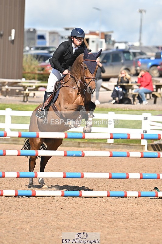 240419A-153937-08718 - Cls 14, 1 Star Bronze Tour 1.10m