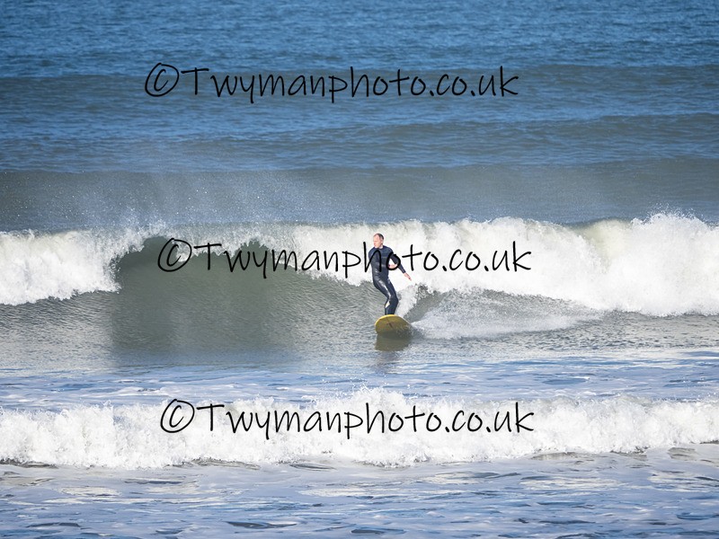 PA263297 - Westward Ho! surfers 26/10