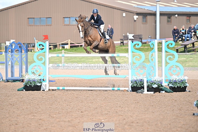 240418A-111530-02508 - Cls 5, 2 Star Medium Tour 1.35m