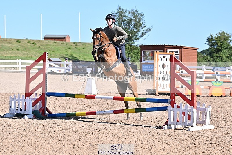 250708A-171640-00217 - 70cm Classes