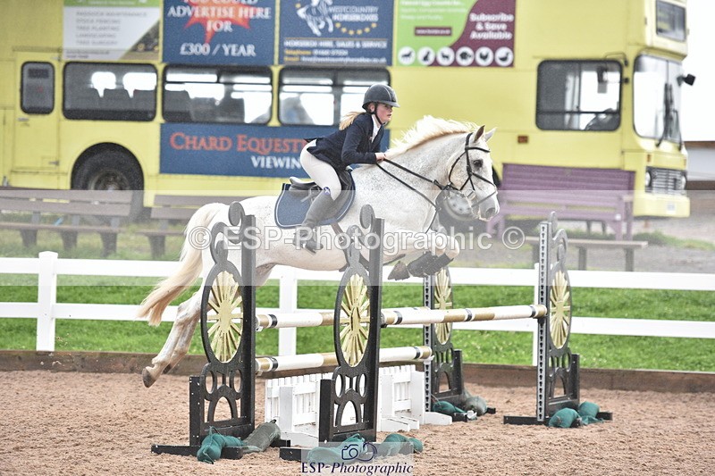 230805A-102838-00592 - Cls 5 Snr British Novice & 90cm Open