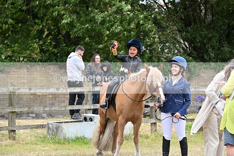 WJ6_9153 - Class 11 Fancy Dress