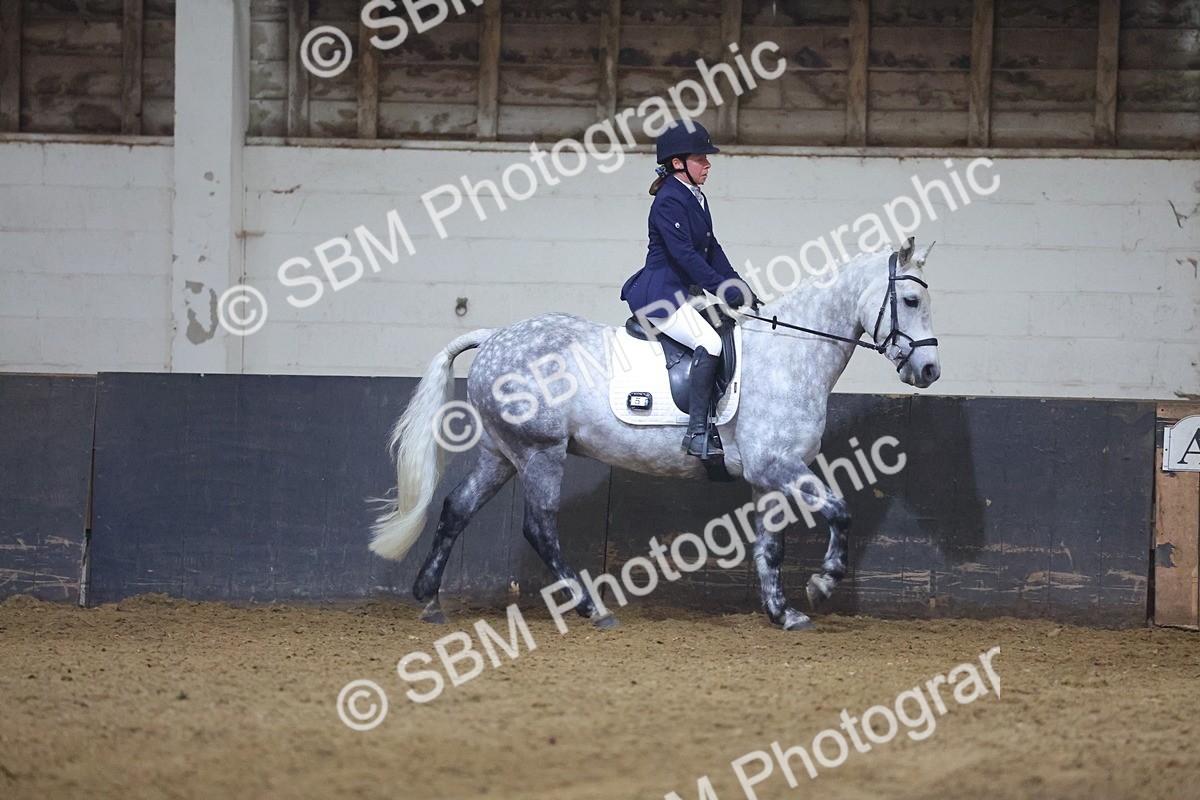 SBM_003044 - Class 9-10 - MQ U21 Open Novice 1