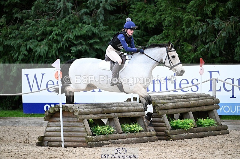 241117-144039-04678 - Cls 3 90-95cm 14.00 to 15.00