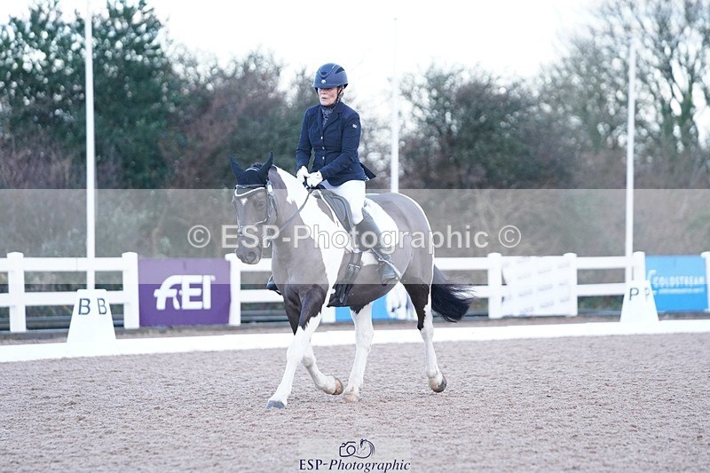 241214-095750-00098 - 122-Lisa.Counsell-Paris.Party.Girl