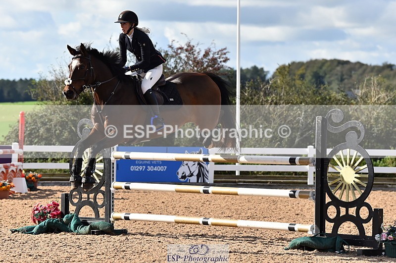 231014A-141326-05252 - Cls 15 1.05m Amateur Q 2nd R