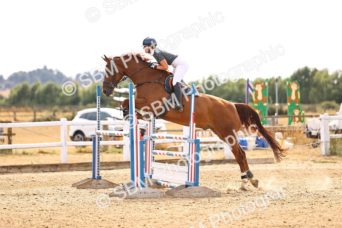 SBM_001559 - Class 6 - Senior Newcomers 1.10m