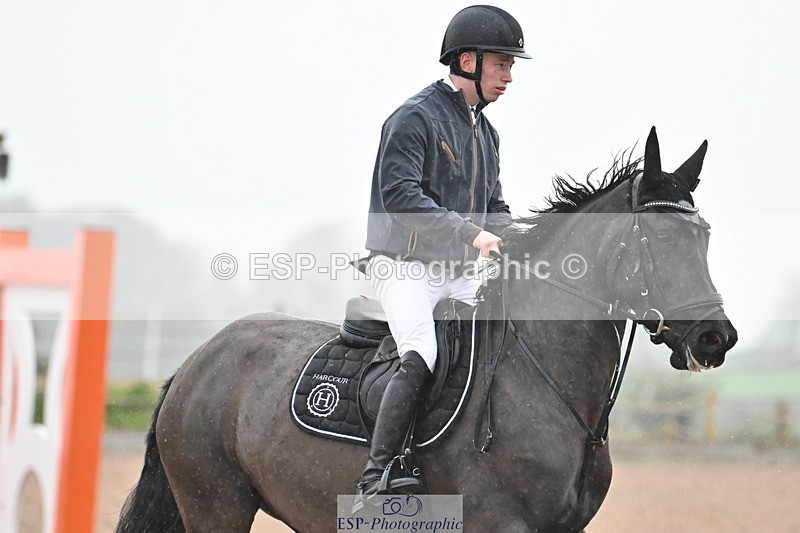 240315A-105205-00262 - Cls 2 Snr Newcomers