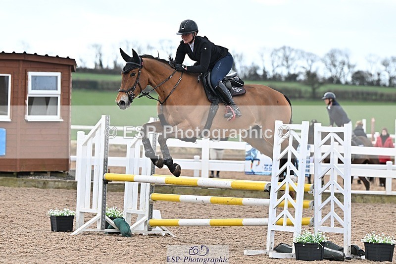 250328-105914-01356 - Cls 8 British Novice and 90cm