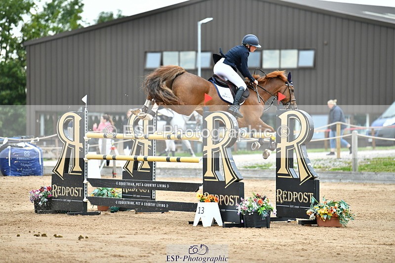 230720A-155109-04068 - Cls 9, 2 Star Big 1.40m Start to break