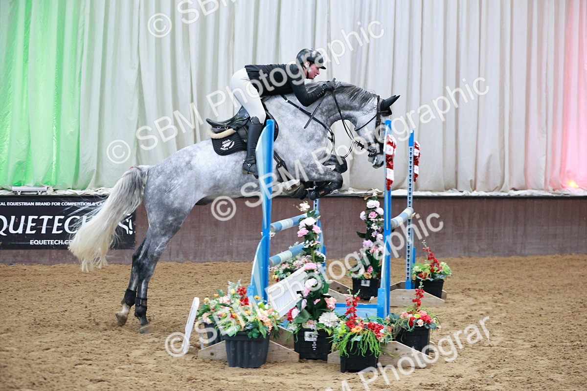 SBM_001214 - Class 4 - Senior Newcomers 1.10m