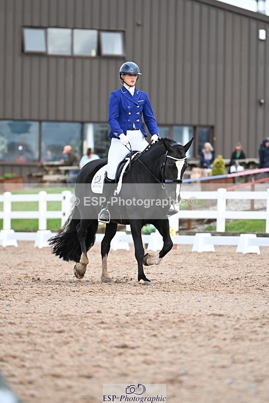 250907-131946-10058 - 062-Lauren.CoxPurely.Pandora