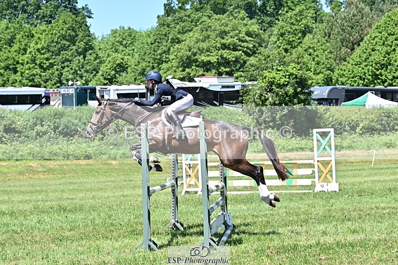 250522B-124922-02190 - 162-PRICELESS-Helen.du.Heaume