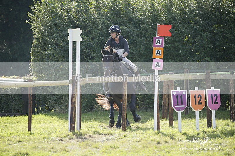  WWHT 171021 4023 - Open (1.00m)  17/10/21