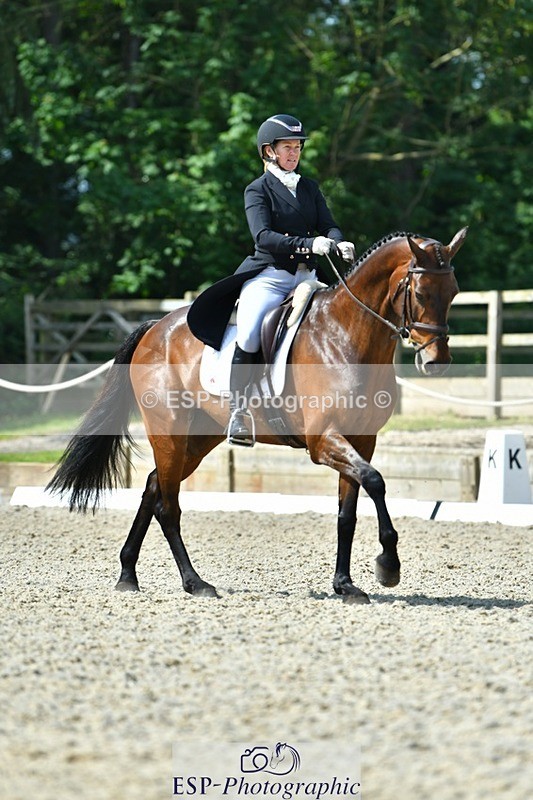 230525-103753-03937 - 414-L_E_B_LIAS_JEWEL-Jonelle_Price-DR