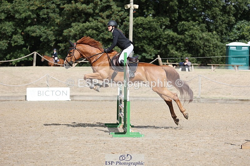 250829A-103435-01159 - Cls 7 British Novice and 90cm