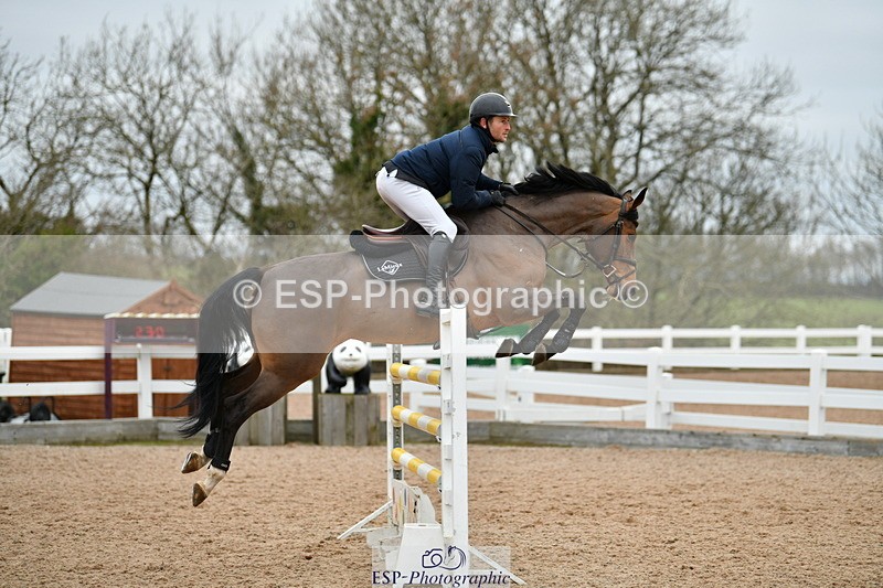 240112A-135539-01028 - Cls 6 Foxhunter and 1.20m Open