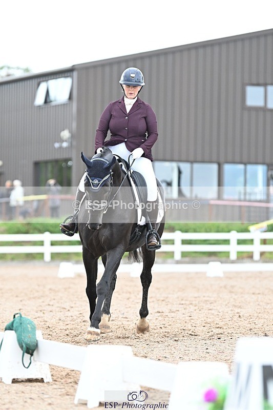 250907-140227-10227 - 064-Katie.MulvihillBilly.Romeo