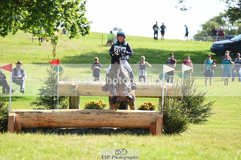 230527-095746-08455 - 207-TYNAN_COOLEY-Lucy_Stimson-XC