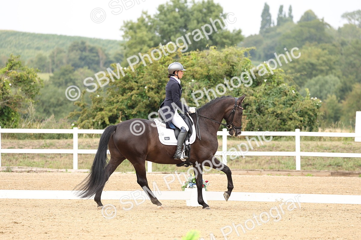 SBM_007588 - Class 9 - FEI INT I - 14.57-15.45