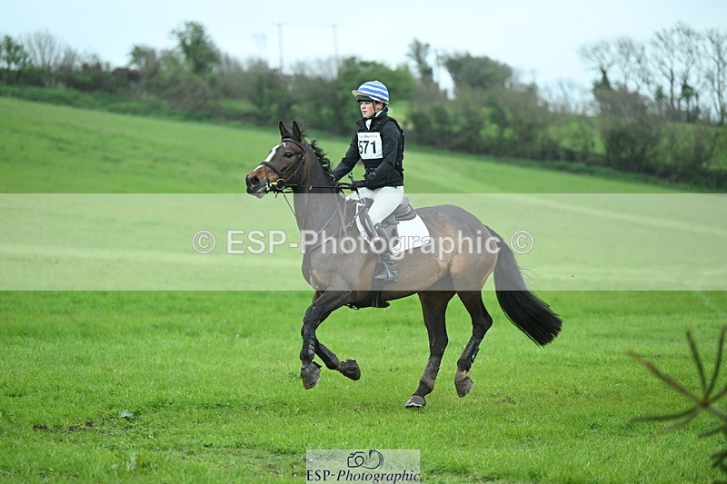 250419-110932-08749 - 571-Daisy.Waldock-BALLYHICKEY.MASIE