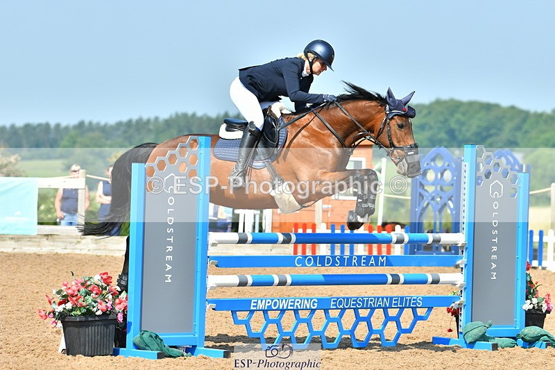 230609A-101517-00056 - Cls 1 Snr 1.05m & 1.10m Open