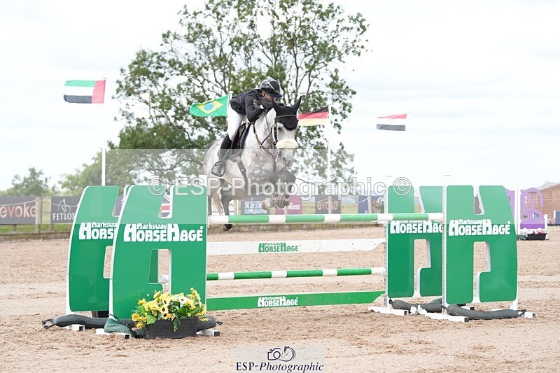 250801-103311-04754 - Cls 14 Snr Fox 1st Rnd