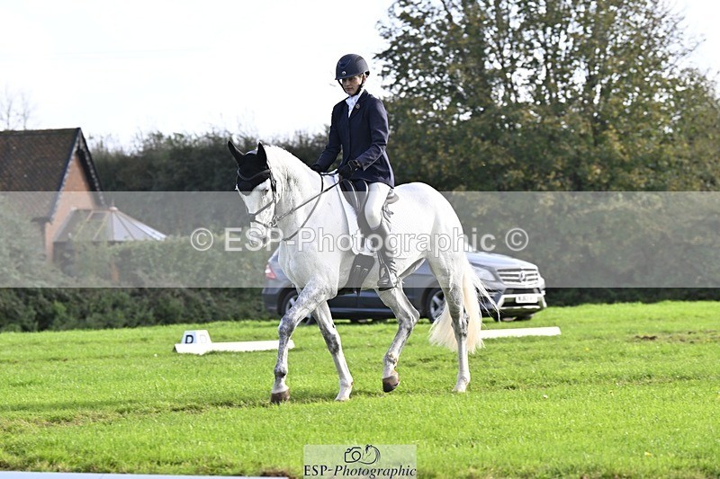 241025-152250-09811 - 593-Abbie.Burbidge-BLUEBIRD