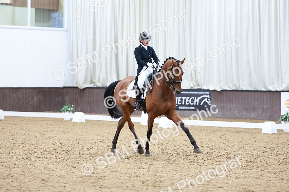 SBM_021033 - Class 13 - FEI INT I - 16.26-17.14