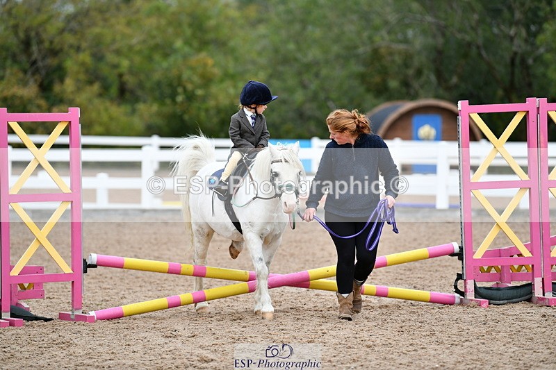 241013B-084952-00036 - Cls 1 Clear Round