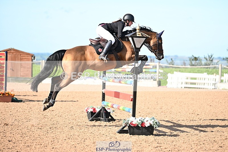 240913A-100752-03410 - Cls 13 Snr 1.05m & 1.10m Open