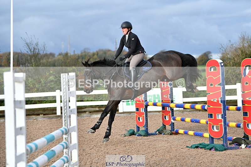 231110A-102902-00067 - Cls 2 British Novice & 90cm Open