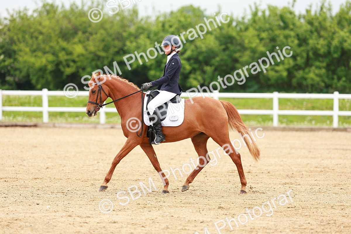 SBM_005208 - Class 16 - Novice 6