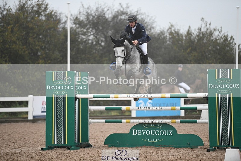 241103A-134514-08309 - SUN Cls 22 Blue Chip Performance Jump Off