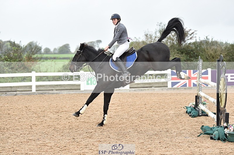 231013A-130226-01688 - Cls 3 1.05m Amateur Quali