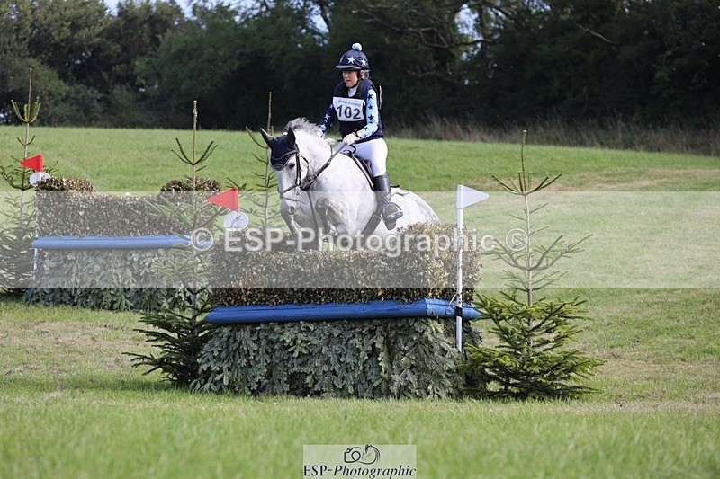 240831A-105113-00936 - 102-Kate.Darby-CLOROGUE.FLIGHT