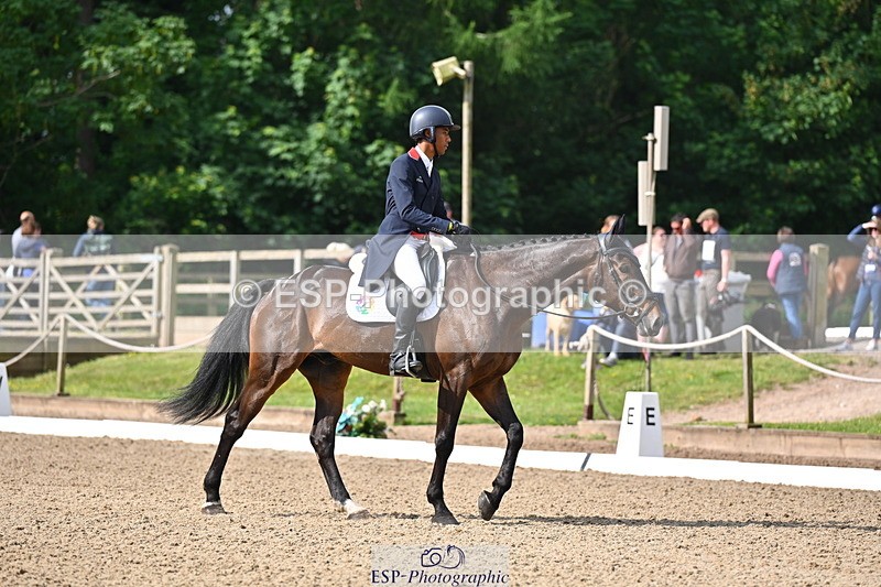 250523A-093100-05249 - C-255-Rupert.Hyde-LEONIDAS.VAN.DE.CRUMELHAEVE