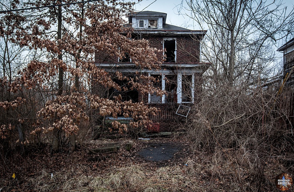 Abandoned Western Pennsylvania Home | Veiled - Abandoned Houses and Homes