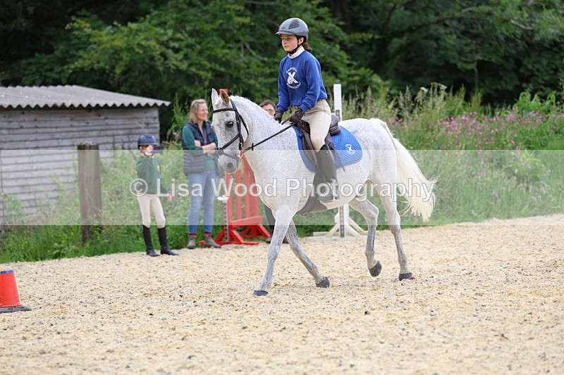 3E7A9798 - Pole Bending